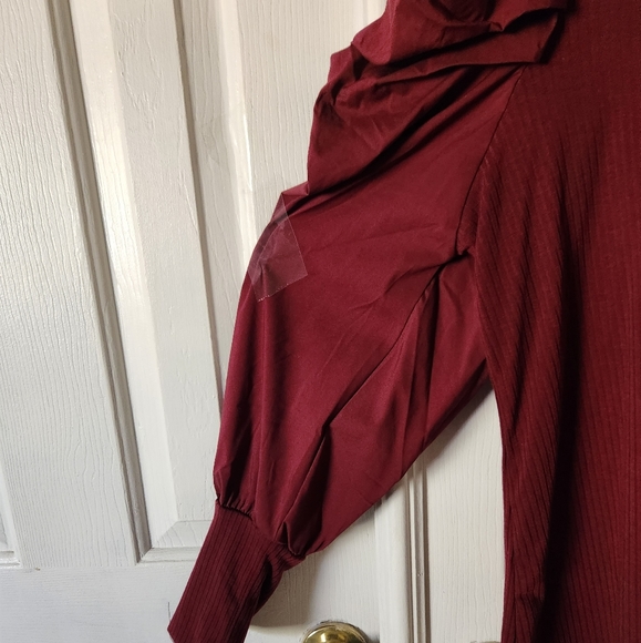 New top wine color  sz 2x - Picture 2 of 5